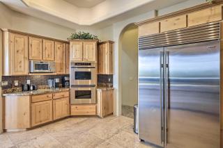 Mtn-View Gem with Pool, BBQ and Fire Pit in Scottsdale - Scottsdale - 2