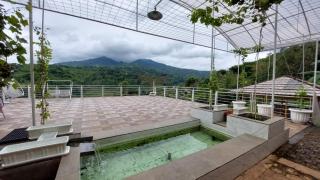 Teras Luhur Villa dengan Infinity Pool - - 5
