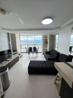 Simple and Relaxing 2-Bedroom Condo Unit - Cebú - 0