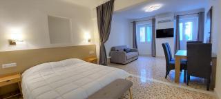 Athens Plaka Family Suites - Atene - 8