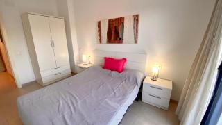 Bonito Bajo en Edificio Marina 1 - 2