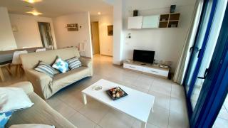 Bonito Bajo en Edificio Marina 1 - 7