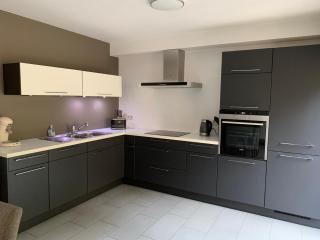 Fully furnished house, wifi, garage - 5