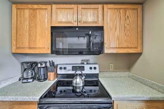 Steps to Shore Scenic Big Boulder Lake Condo! - Lake Harmony - 2