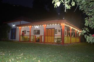CASA DE CAMPO VILLA OLI!! - Un paraiso natural en la ciudad - Villamaría - 3
