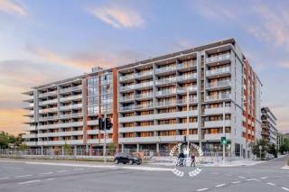 CBD High level City View 1BR Apt Free parking - Canberra - 5