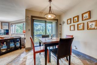 Platinum Frost Fire, Hot Tub access, sleeps 4, Keystone Family Fun Basecamp condo - 4