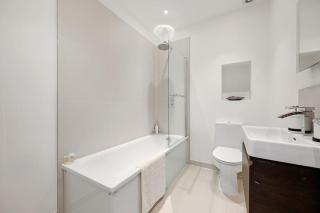 Ealing Broadway - Lovely 2-bedroom flat with offstreet parking - Ealing - 5