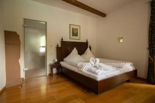 Hotel Burg Kerpen - 5