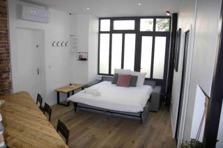 Another brick in the wall Apartment in Paris Sleeps 9 - Parijs - 4