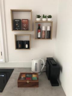 Lakeside Bungalow - Marks Point - 1
