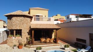 Villa Ingrid. Piscina exterior. - 1