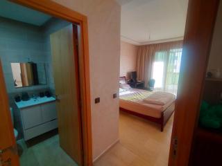 3 Bedroom Apartment with Wifi - Casablanca - 8