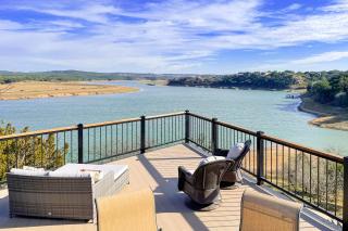 Stone Lodge - Spicewood - 0