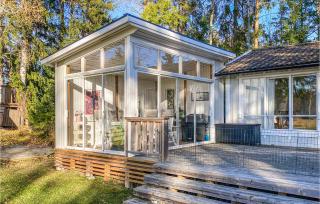 3 Bedroom Cozy Home In Morgongåva - - 1