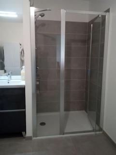 Confortable T2 NEUF - RDC - 2/4 personnes - 3