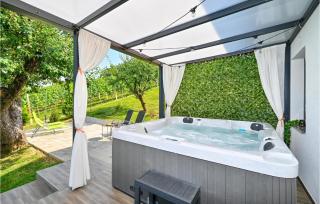 3 Bedroom Beautiful Home In Beretinec - Beretinec - 1