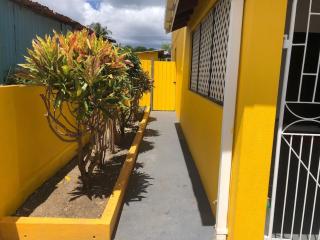 DonaMae 2 story Barbados House - Bridgetown - 8