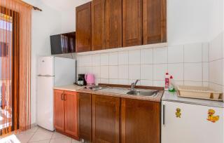 Cozy Apartment In Jurandvor - Jurandvor - 5