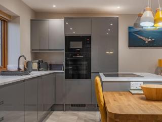 Ty Cwtch - Holyhead - 3