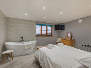 Ty Cwtch - Holyhead - 1
