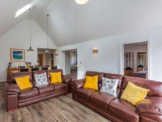 Stepps Cottage - 8