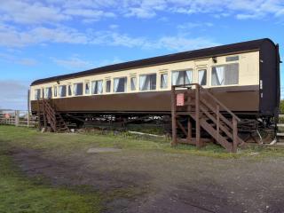 Elsie - Blue Anchor - 3