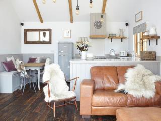 The Barn - Brighstone - 8