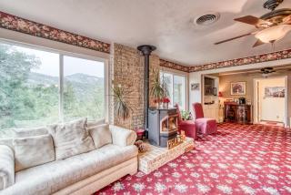 A Bed of Roses - Oakhurst - 5