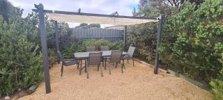 Coorong Lakeside Cottage - Meningie - 1