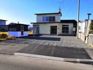 暮らすように過ごす温泉宿　白老大使館 - 9