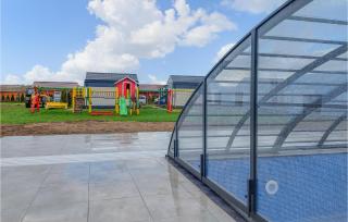 Stunning Home In Jezierzany With Sauna - Jezierzany - 1