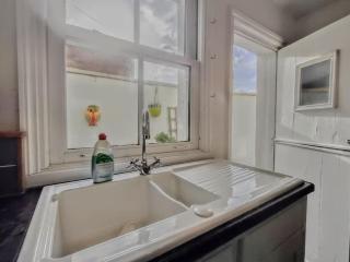 Cute Cottage 5 min walk from Cafés Station and Sea - Hastings - 3