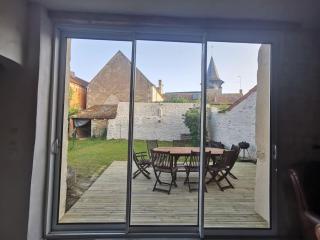 Logement très spacieux - Thevet-Saint-Julien - 9