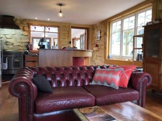 The Stone Cottage - Bruny Island - Simpsons Bay - 9
