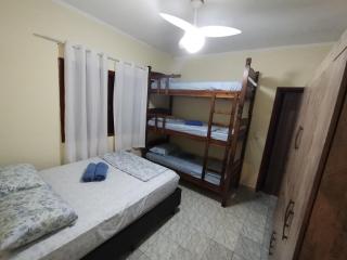 Casa com Piscina a 100 metros da Praia - Praia Grande - 2