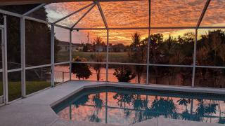 Villa Luhna 3 Bed / 2 Bath Canalfront Heated Pool - Cape Coral - 2