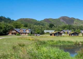 Loch Lomond Waterfront Luxury Lodges - Balmaha - 7