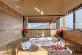 SaffronStays Althea - 4 BRD Veg Only Villa In Pawna With Jacuzzi In Every Room - 5