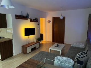 Apartmán v tichej lokalite - Levice - 9