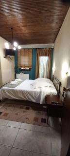 Kynthia Guesthouse - Neochori - 8