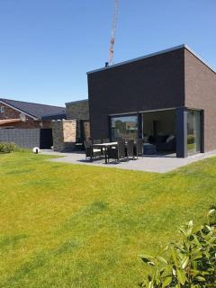 Ferienhaus mit privatem Seezugang, Sauna, Strand, Wassersport, Ruderboot, Stand Upp - Barßel - 8