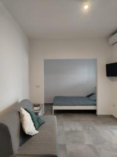 Casa Ventidue - Margherita di Savoia - 1