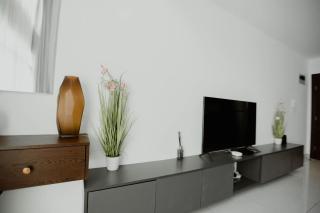 One Bed Duplex - Embassy Gardens - 7