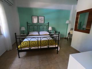 Old Olive Mill Maroulas - Bed and Breakfast - Maroulás - 6