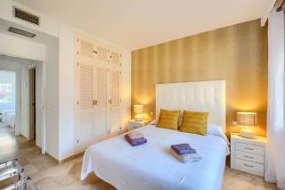 Cozy Beach Side Apartment With Pool - Estepona - 6