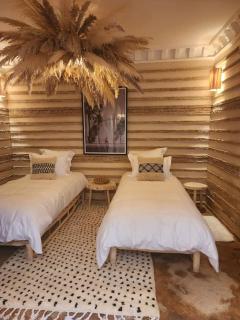 Riad M Pool & Heated Jaccuzi Private Riad - 3