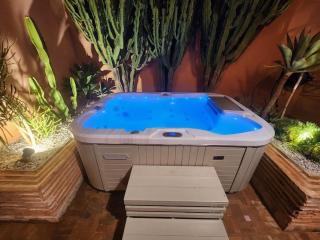 Riad M Pool & Heated Jaccuzi Private Riad - Marrakesh - 5