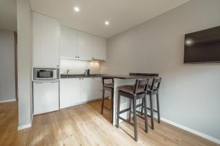 Crystal Palace Garden Stylish Apartment by Vacationy - Porto - 8
