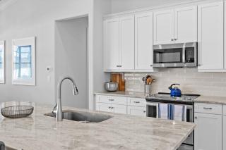 Absolutely stunning home that truly embodies Florida living, Villa Blue Starfish - Cape Coral - 1